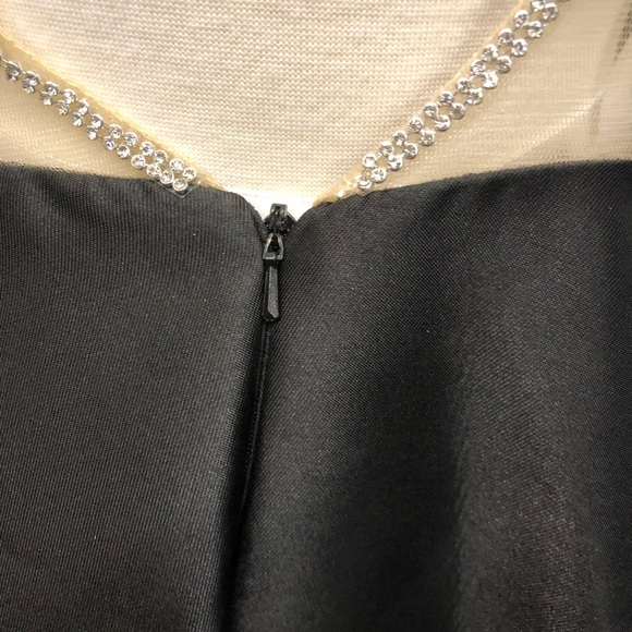 Stunning Envious Couture Short Formal Dress Size 8 - Picture 7 of 10